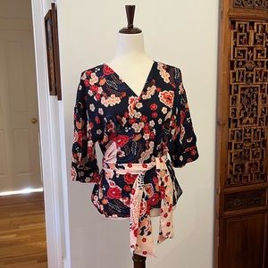Violet + Claire Women’s Long Sleeve Floral Shirt Size Small Like New